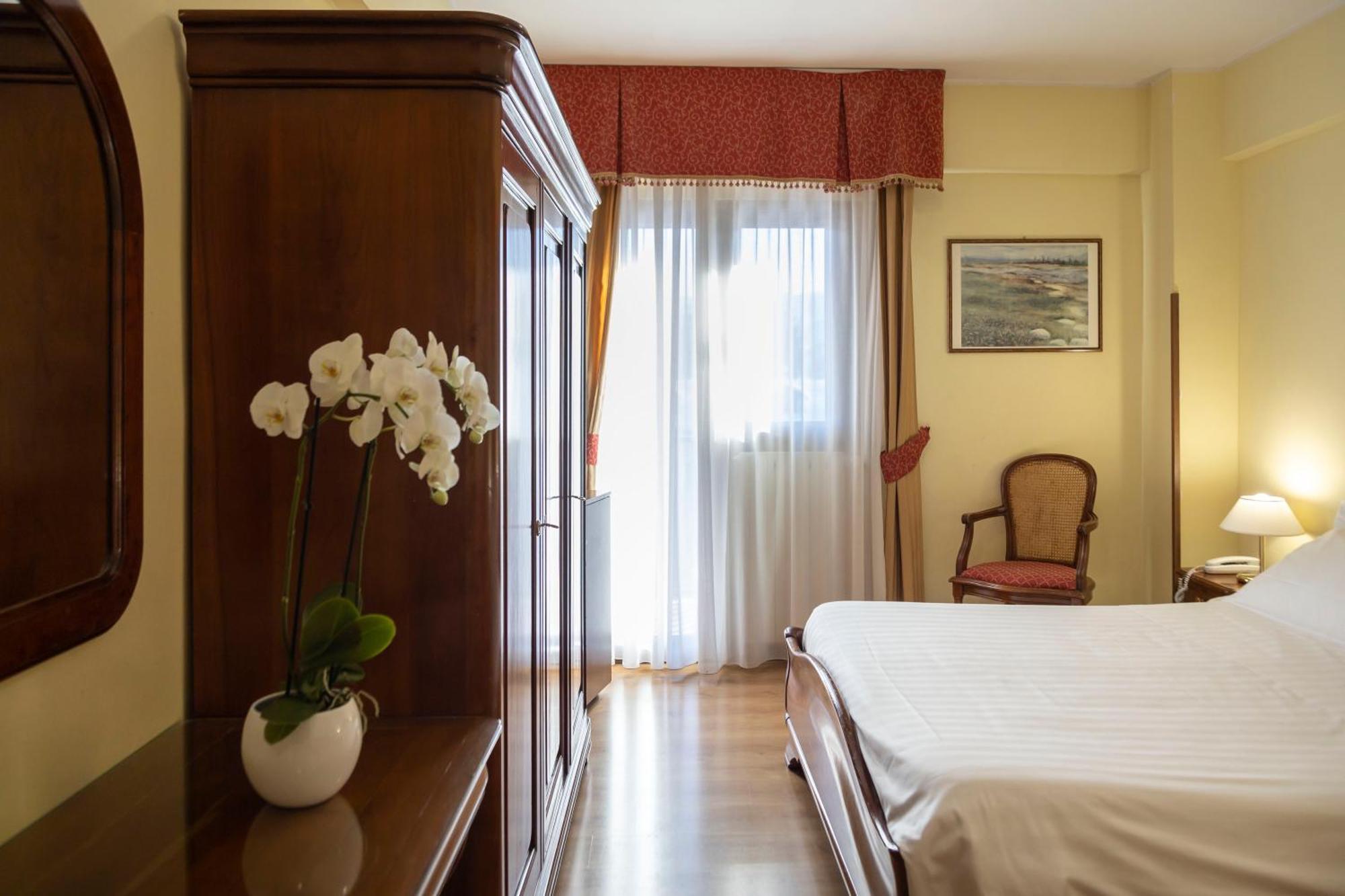 Grand Hotel Del Parco Pescasseroli Pokoj fotografie