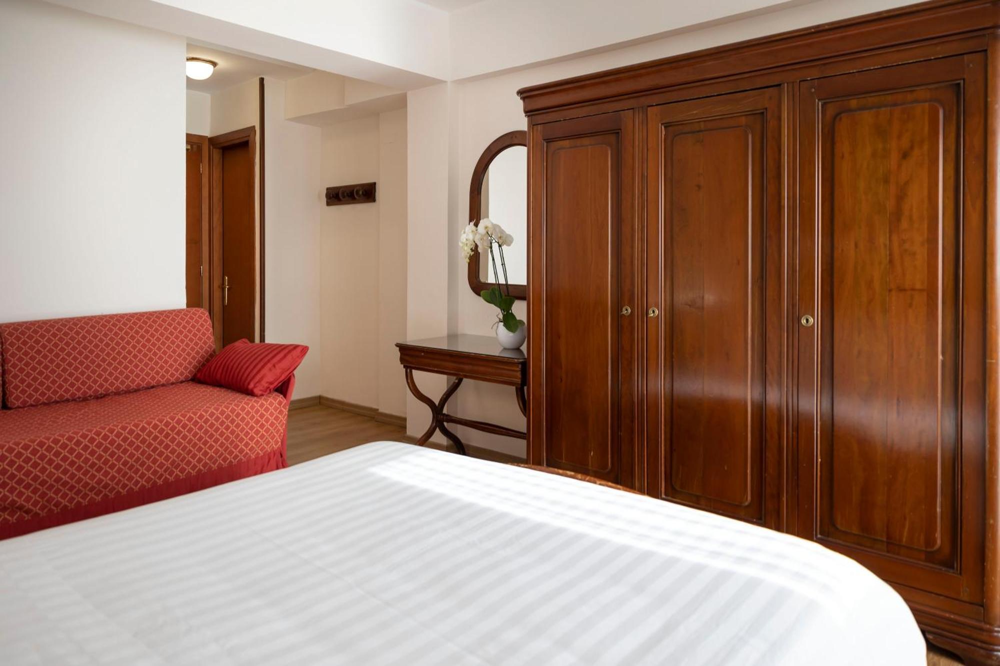 Grand Hotel Del Parco Pescasseroli Pokoj fotografie